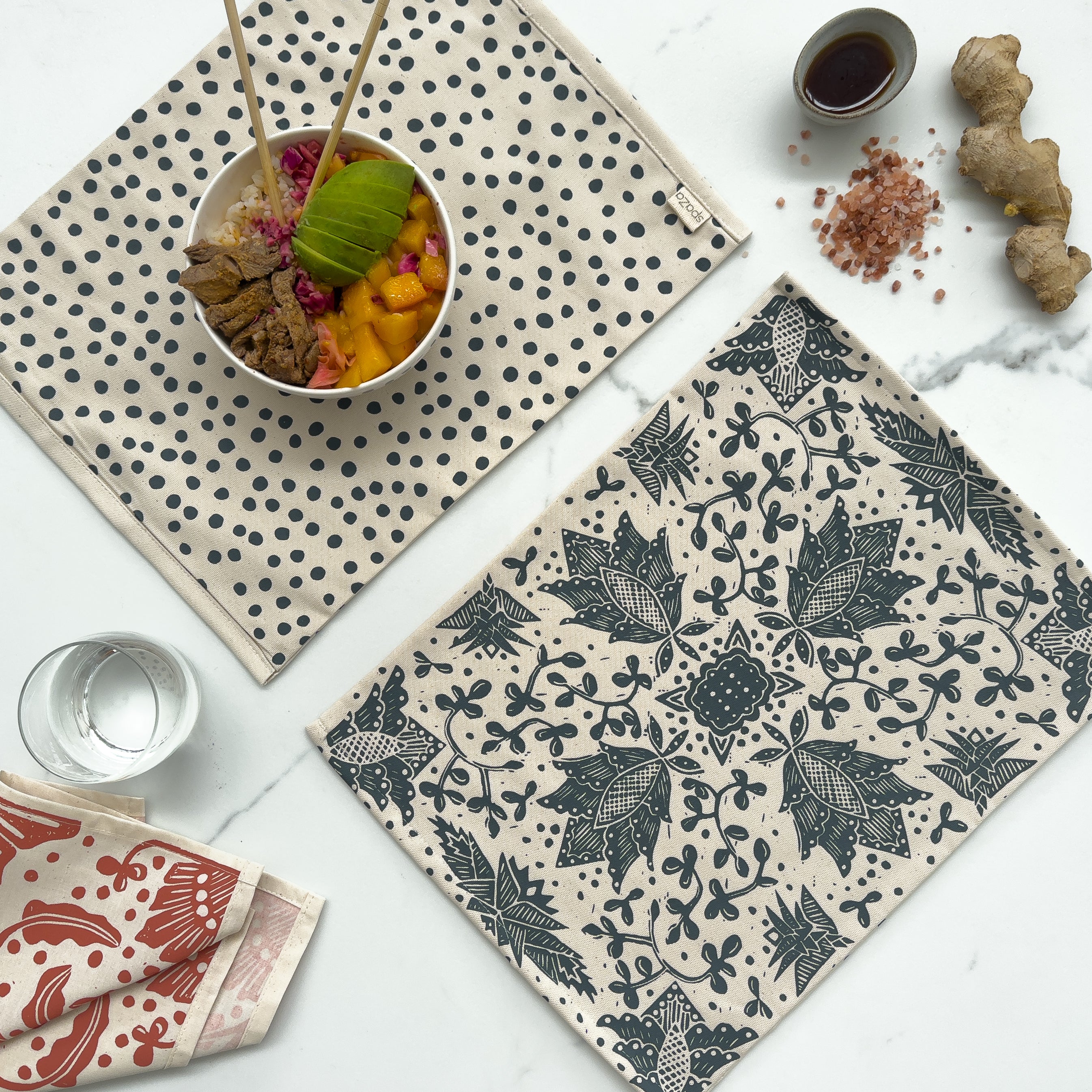Placemats set of 2 Madiba Print | fabric, reversible table setting
