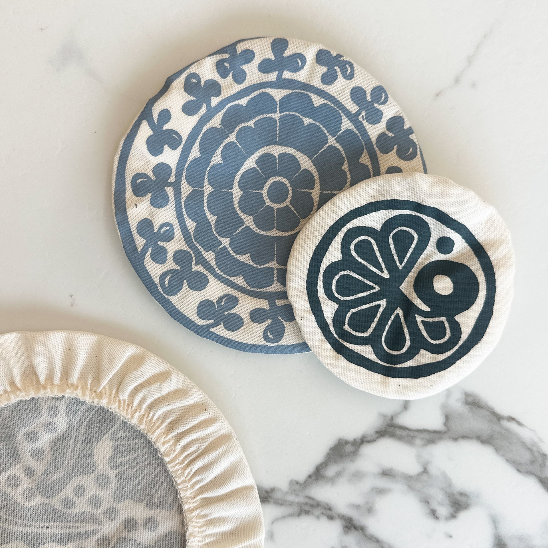 Set of 3 Mini Dish Covers Madiba Print | Small cloth bowl covers in 3 sizes