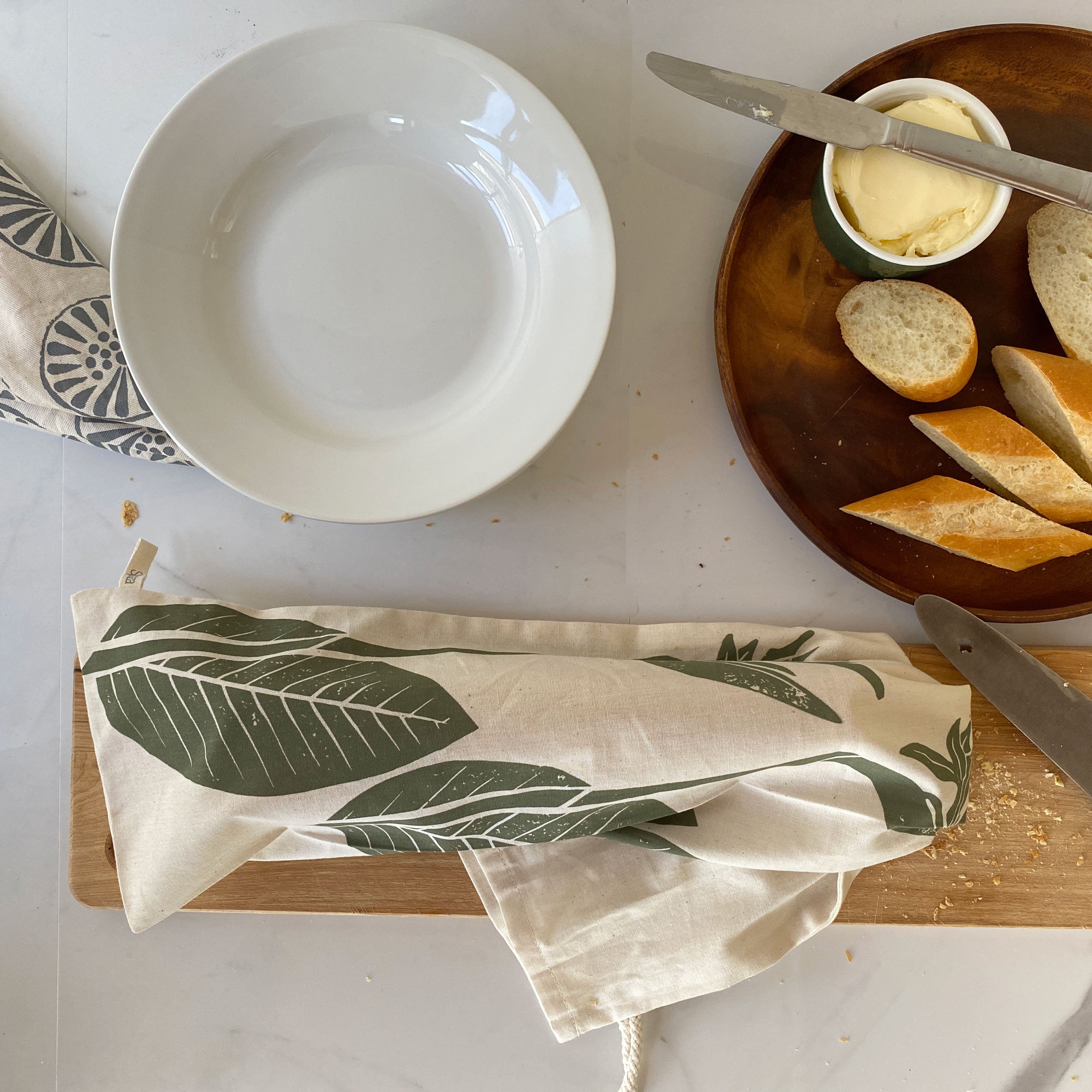 Baguette Bag Storage