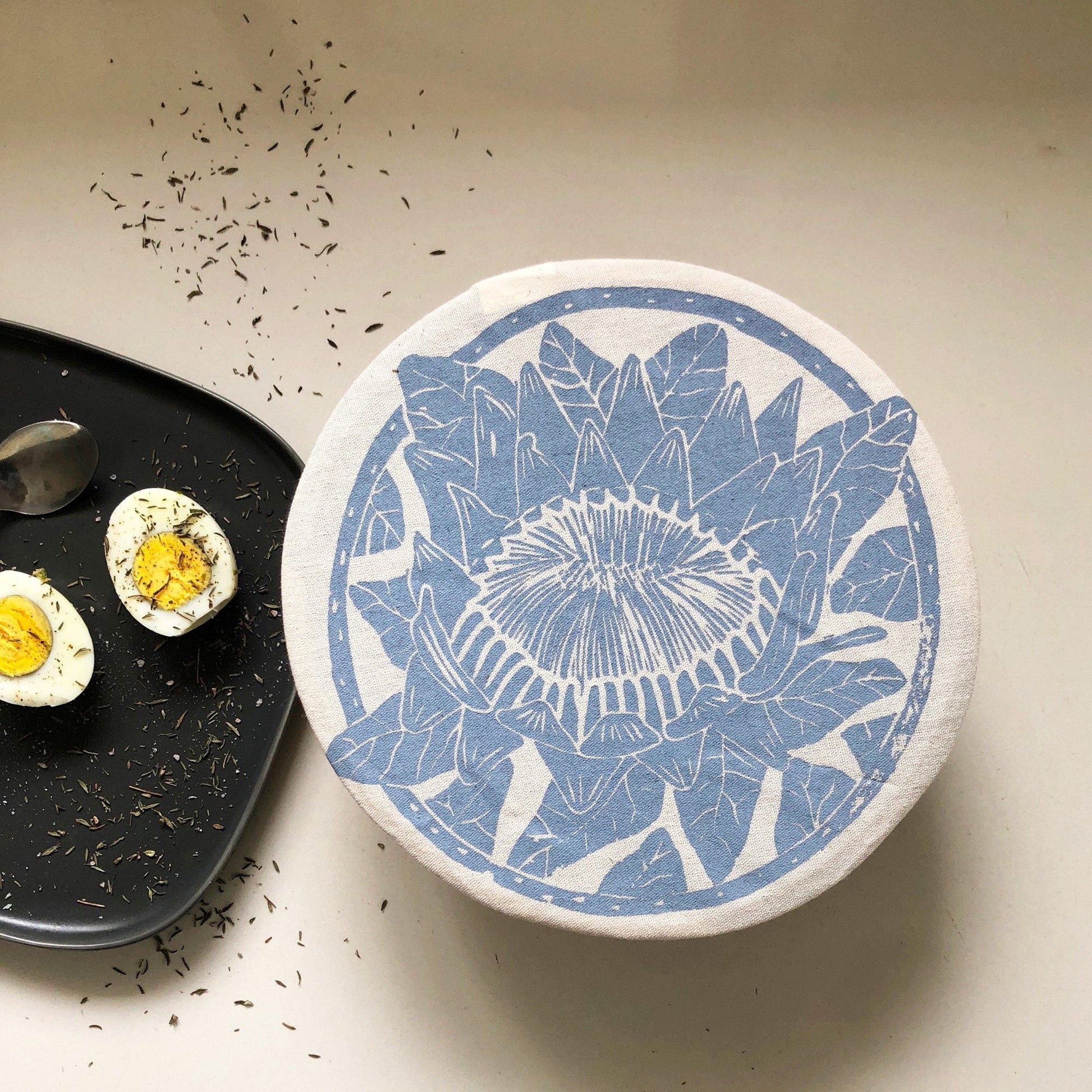 Dish and Bowl Cover Small Protea Print : cloth bowl cover for single portion or leftover - spaza.store.com