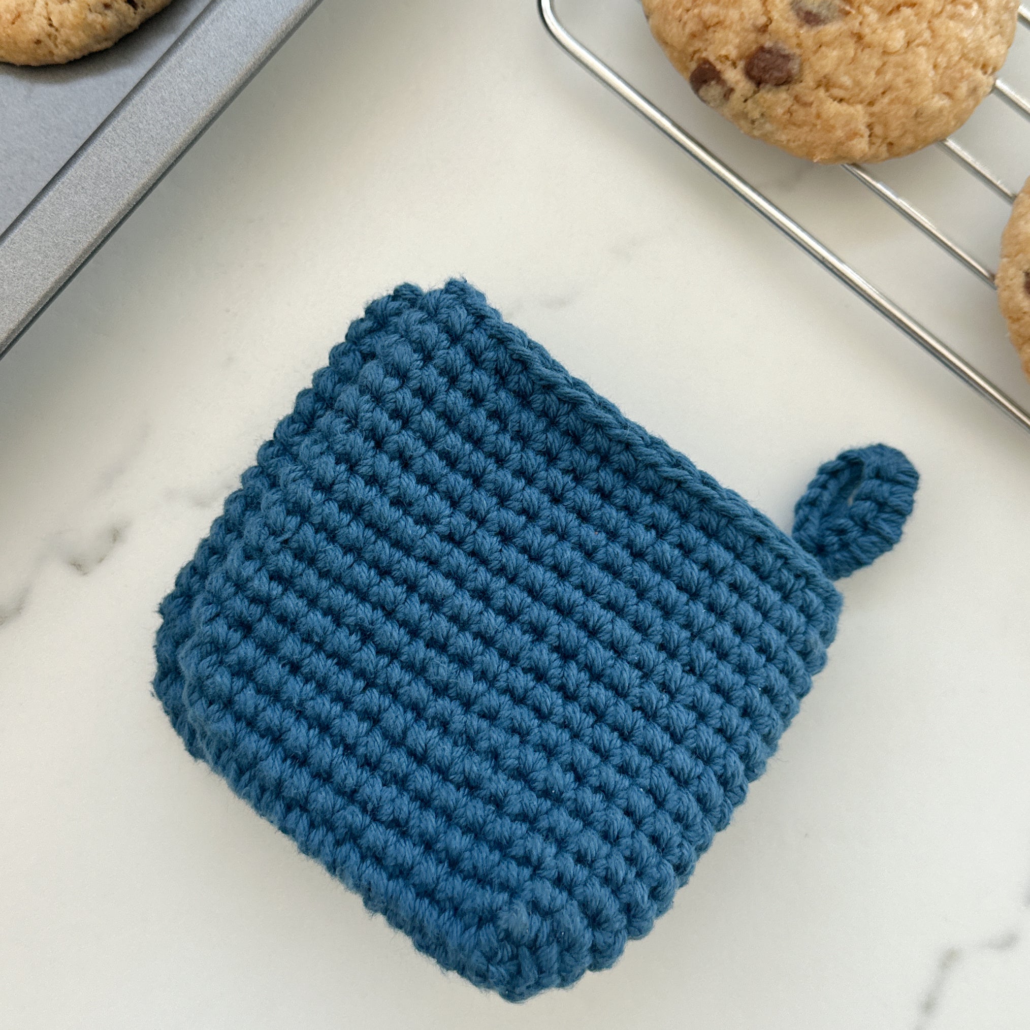 Crochet Potholder Pinch Mitt | exceptional heat resistance, man sized mitt.